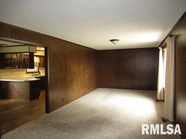 1925 Coffee Road Raleigh, IL 62977 - Photo 8 of 31 Gallery Image 8
