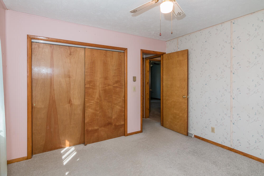 56582 Territorial Road Decatur, MI 49045 - Photo 27 of 46 Bed 3a