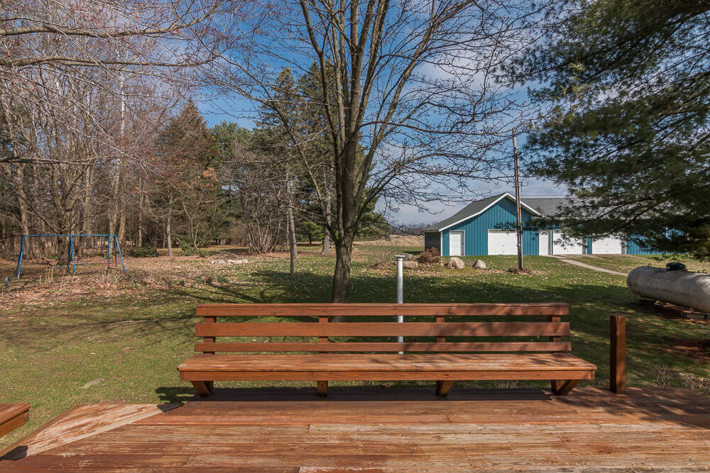 56582 Territorial Road Decatur, MI 49045 - Photo 6 of 46 Deck b
