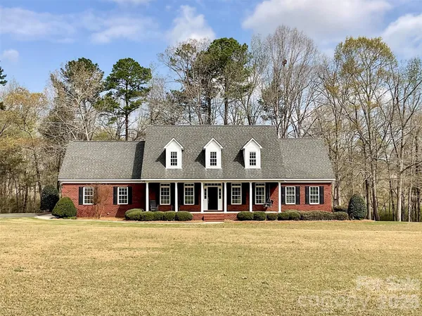 $575,000 | 62 Will Evans Road, Jefferson, SC 29718