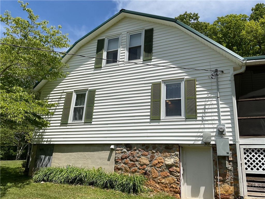 209 Abshers Lane Sparta, NC 28675 - Photo 38 of 46
