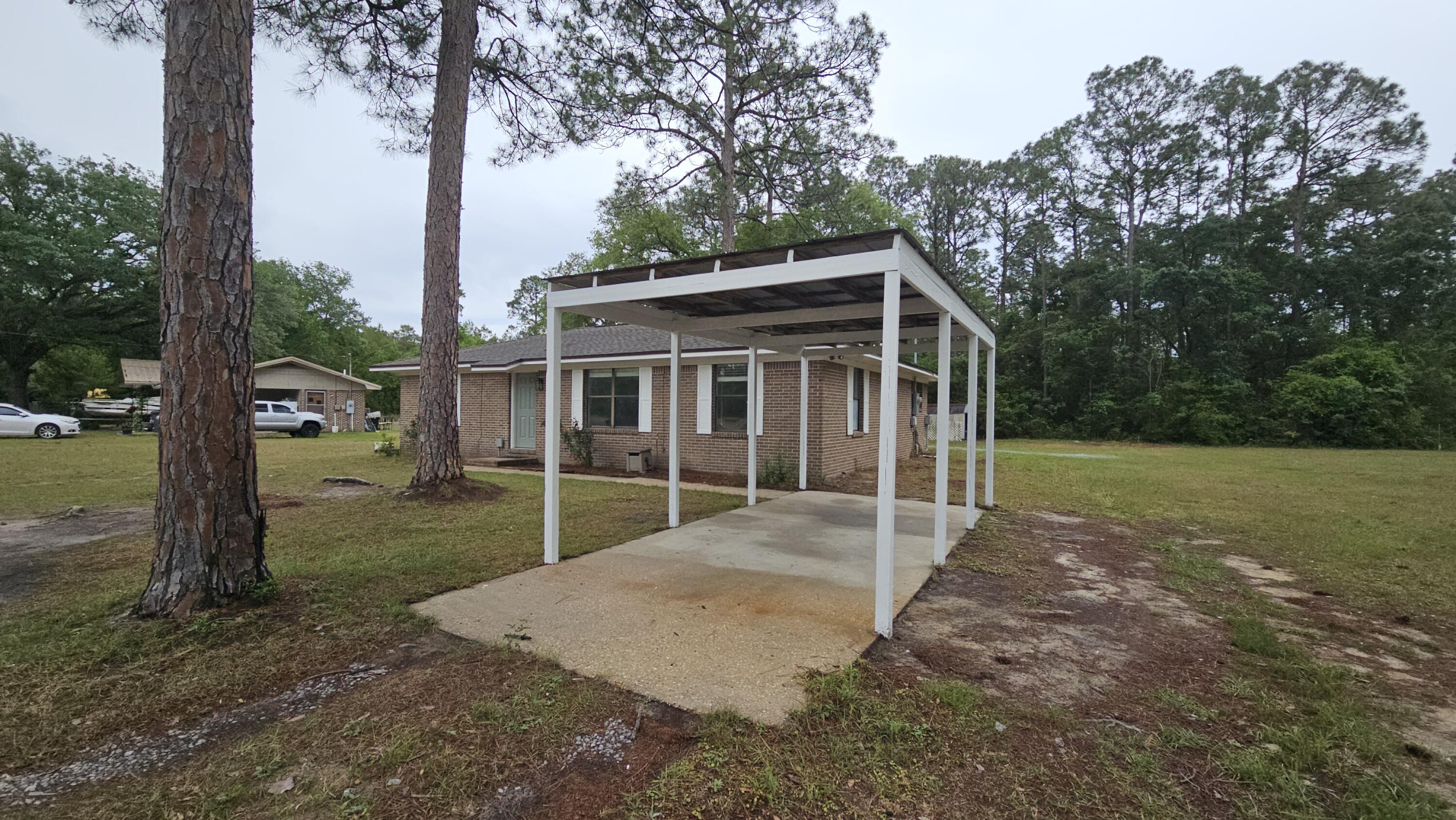 1952 Co Highway 3280 Freeport, FL 32439 - Photo 14 of 17 20260425_135818