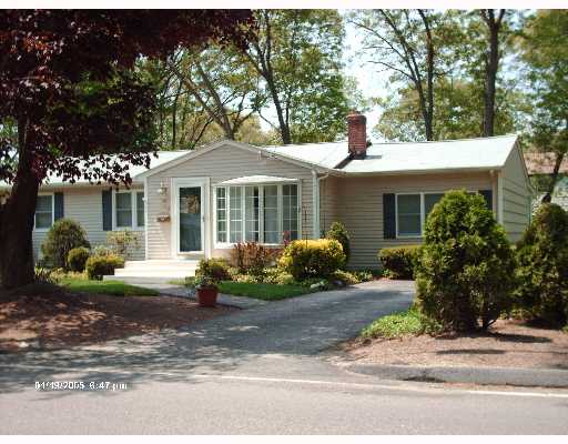 385 Diamond Hill Road Warwick, RI 02886 - Photo 1 of 6 Exterior Front.