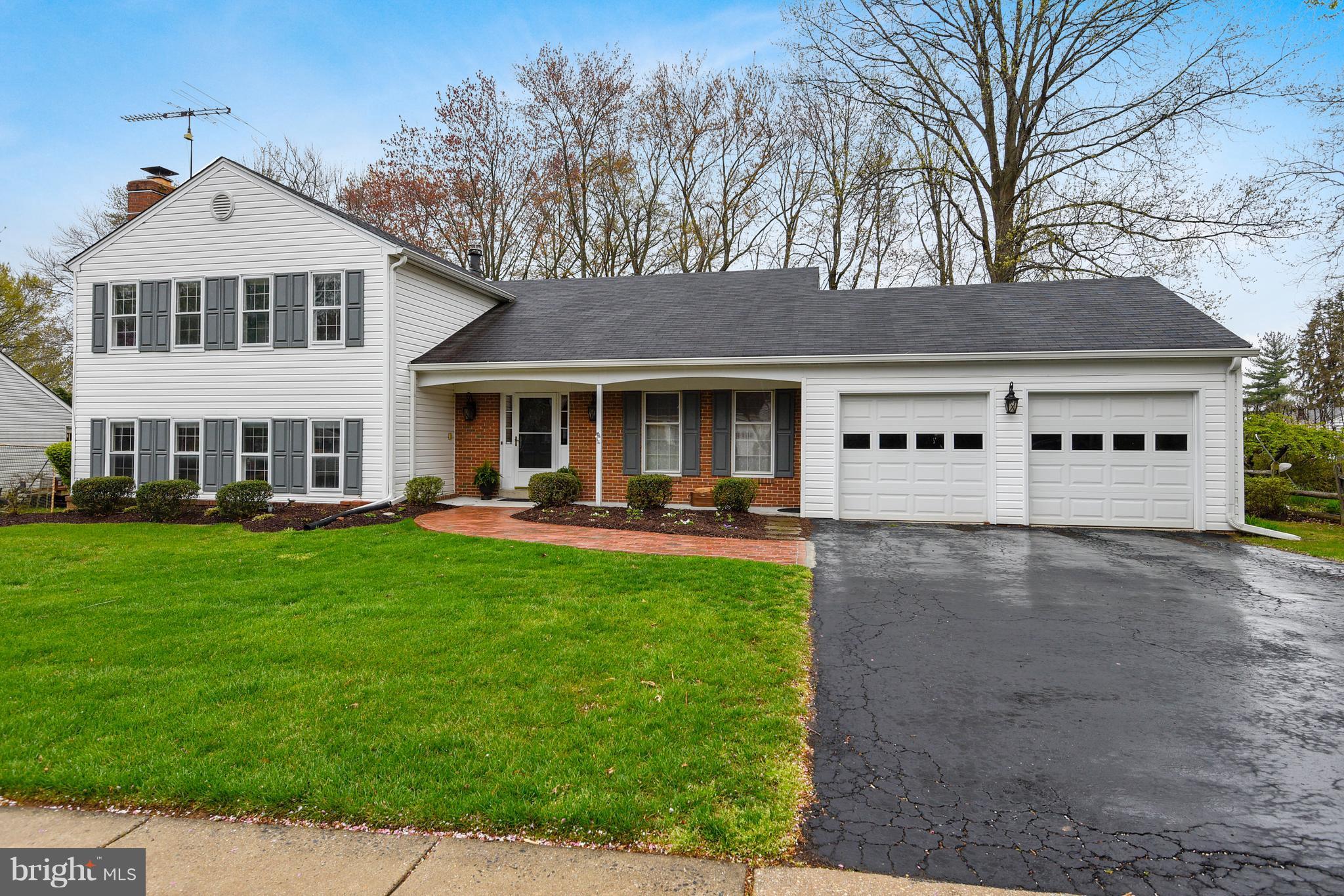 7 Thorburn Road Gaithersburg, MD 20878 - Photo 1 of 30 Exterior (Front)
