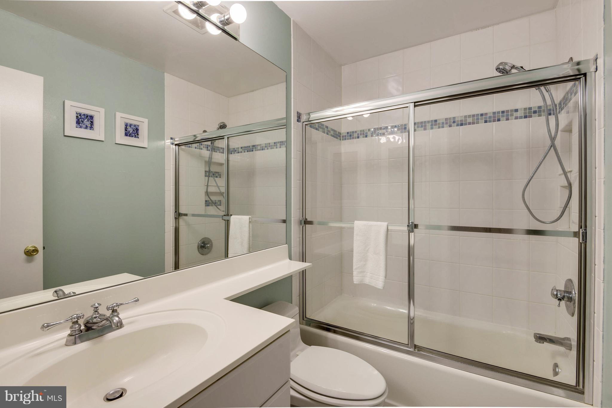 7 Thorburn Road Gaithersburg, MD 20878 - Photo 26 of 30 Bath