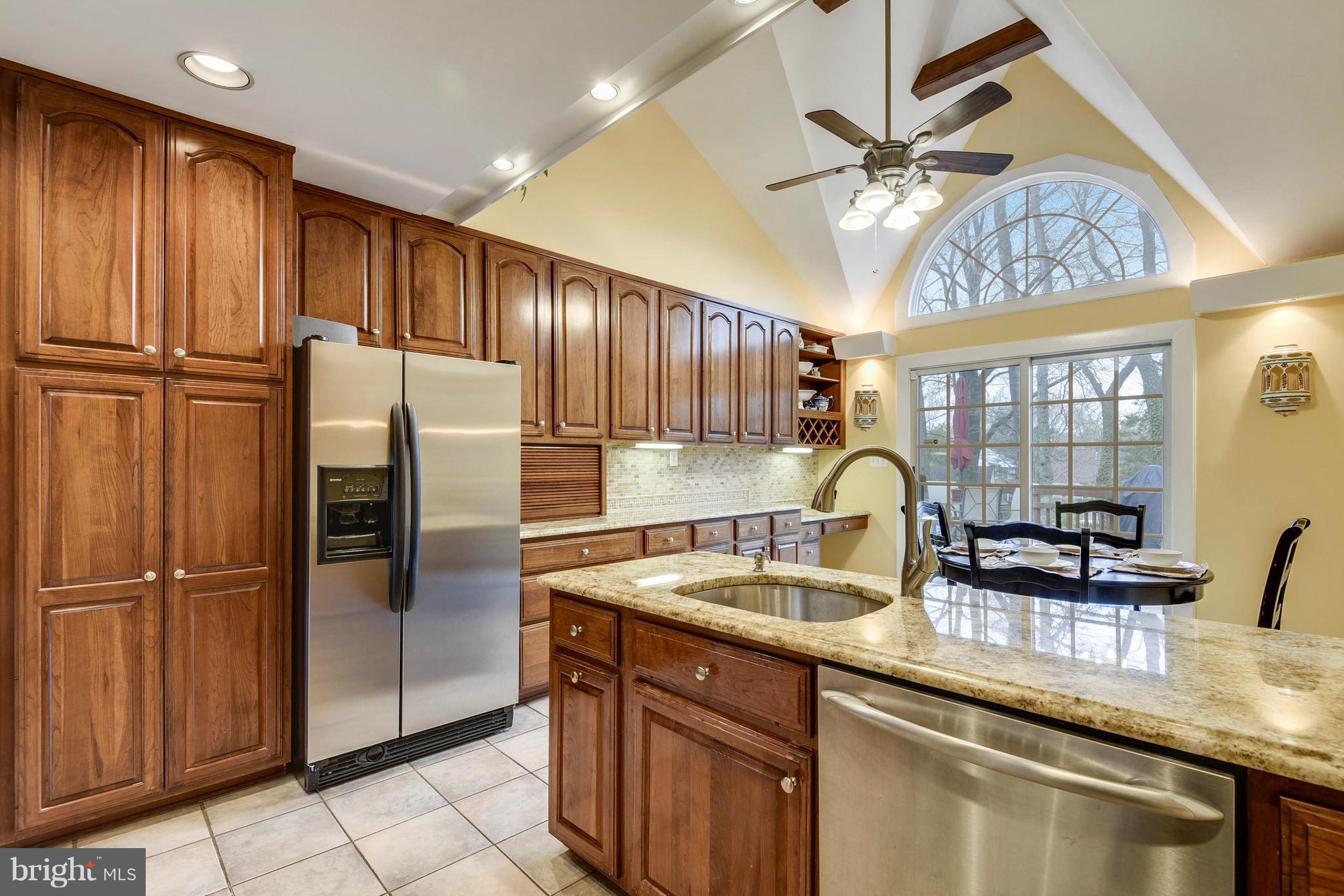 7 Thorburn Road Gaithersburg, MD 20878 - Photo 6 of 30 Kitchen