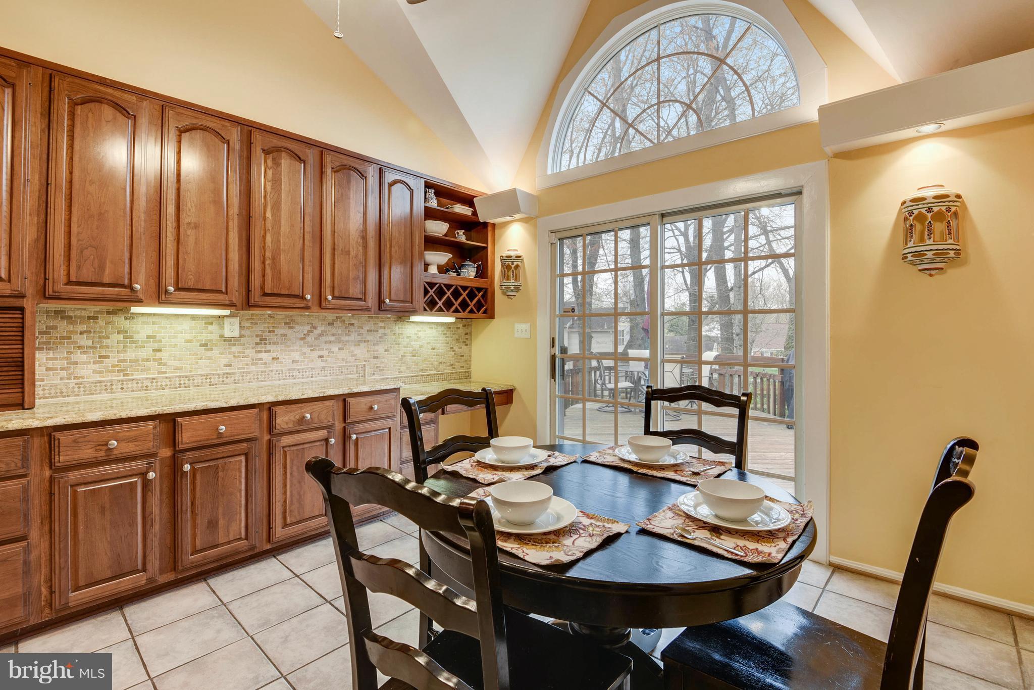 7 Thorburn Road Gaithersburg, MD 20878 - Photo 7 of 30 Kitchen
