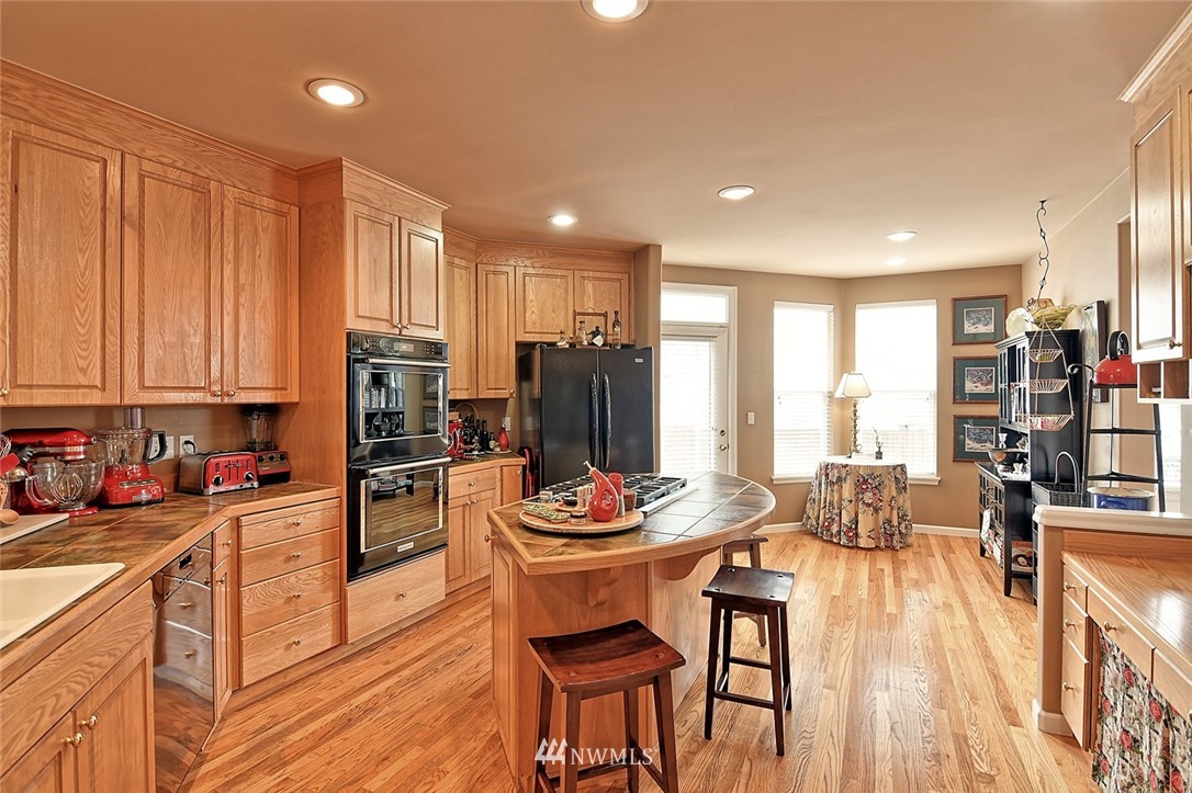 3211 174th Place Southeast Bothell, WA 98012 - Photo 8 of 25