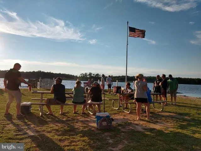 $330,000 | 6801 Harewood Park Drive, Baltimore, MD 21220