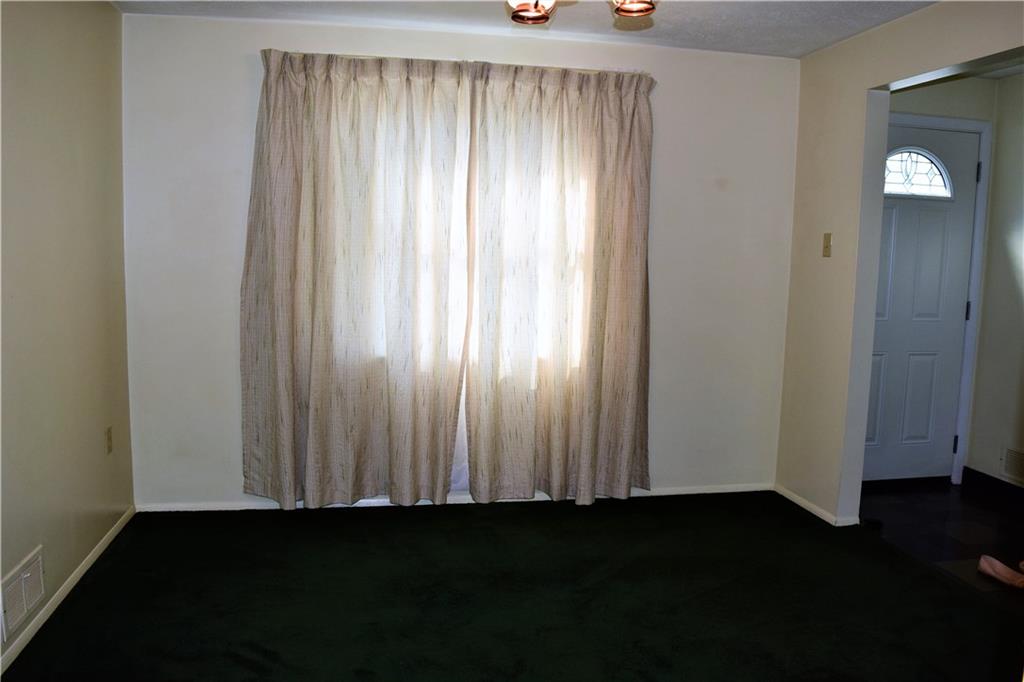 2016 Brodhead Road Aliquippa, PA 15001 - Photo 14 of 25 Gallery Image 14