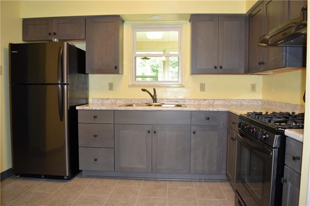 2016 Brodhead Road Aliquippa, PA 15001 - Photo 4 of 25 Gallery Image 4