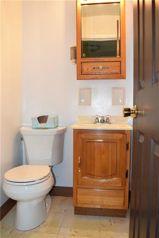 2016 Brodhead Road Aliquippa, PA 15001 - Photo 7 of 25 Gallery Image 7