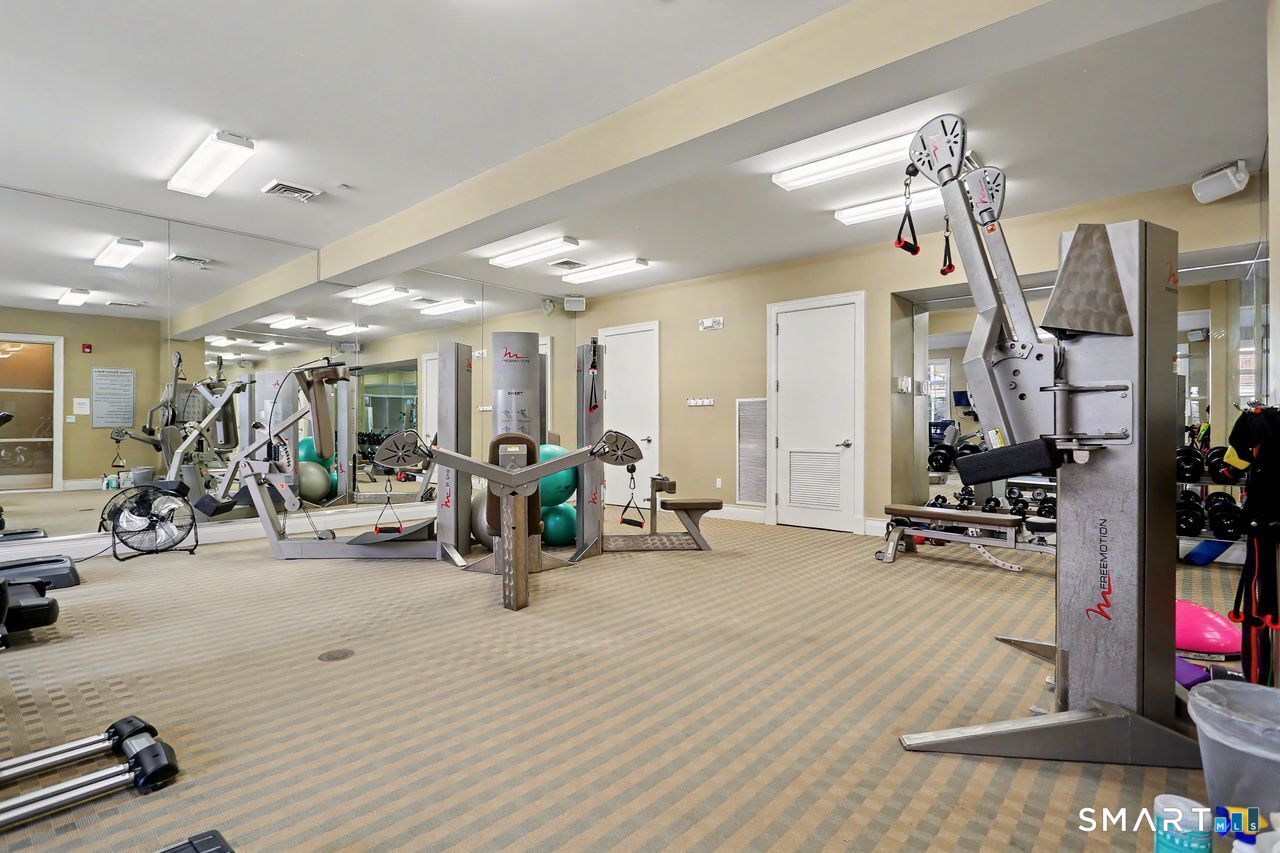 100 Stone Ridge Way, Unit 2G Fairfield, CT 06824 - Photo 27 of 36 Gallery Image 27