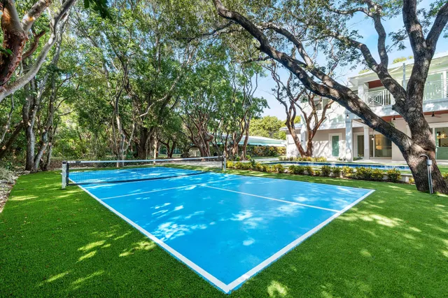 $3,290,000 | 114 Royal Lane, Islamorada, FL 33036