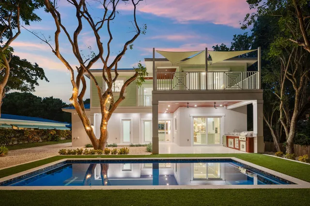 $3,290,000 | 114 Royal Lane, Islamorada, FL 33036