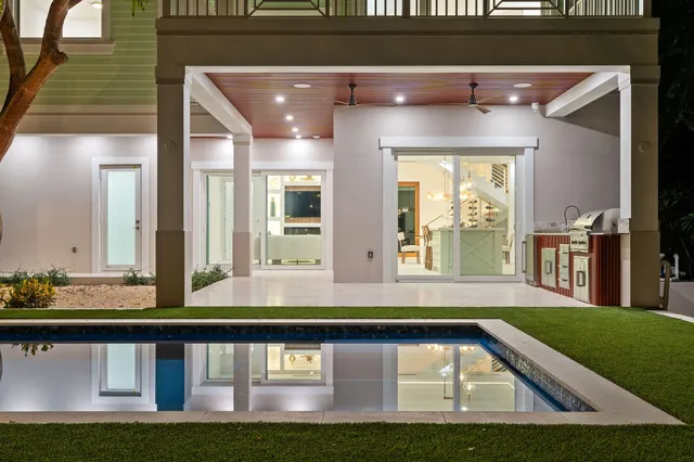 $3,290,000 | 114 Royal Lane, Islamorada, FL 33036