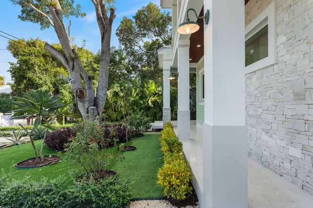 $3,290,000 | 114 Royal Lane, Islamorada, FL 33036