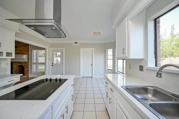 $2,350 | 12011 Autumn Creek Drive, Houston, TX 77070