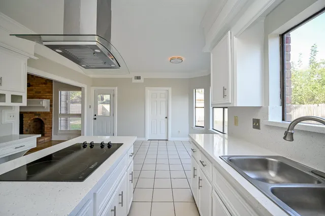 $2,350 | 12011 Autumn Creek Drive, Houston, TX 77070