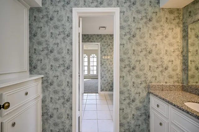 $2,350 | 12011 Autumn Creek Drive, Houston, TX 77070