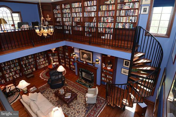 4344 Butler Road Glyndon, MD 21136 - Photo 2 of 17 Library