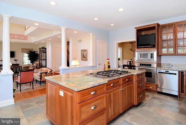 4344 Butler Road Glyndon, MD 21136 - Photo 6 of 17 Kitchen