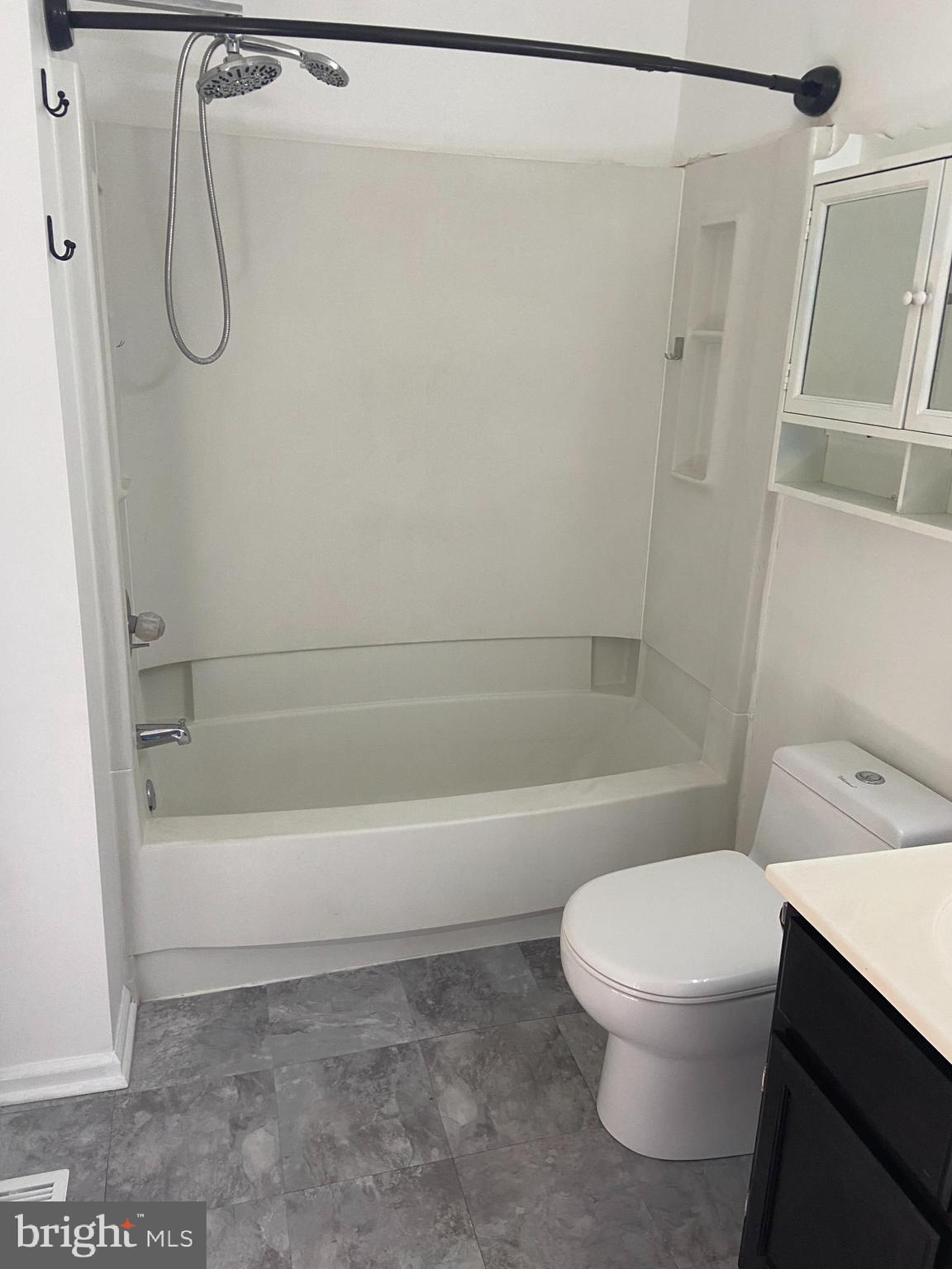 8 Rutherford Place Harpers Ferry, WV 25425 - Photo 18 of 29 Full bath upper level