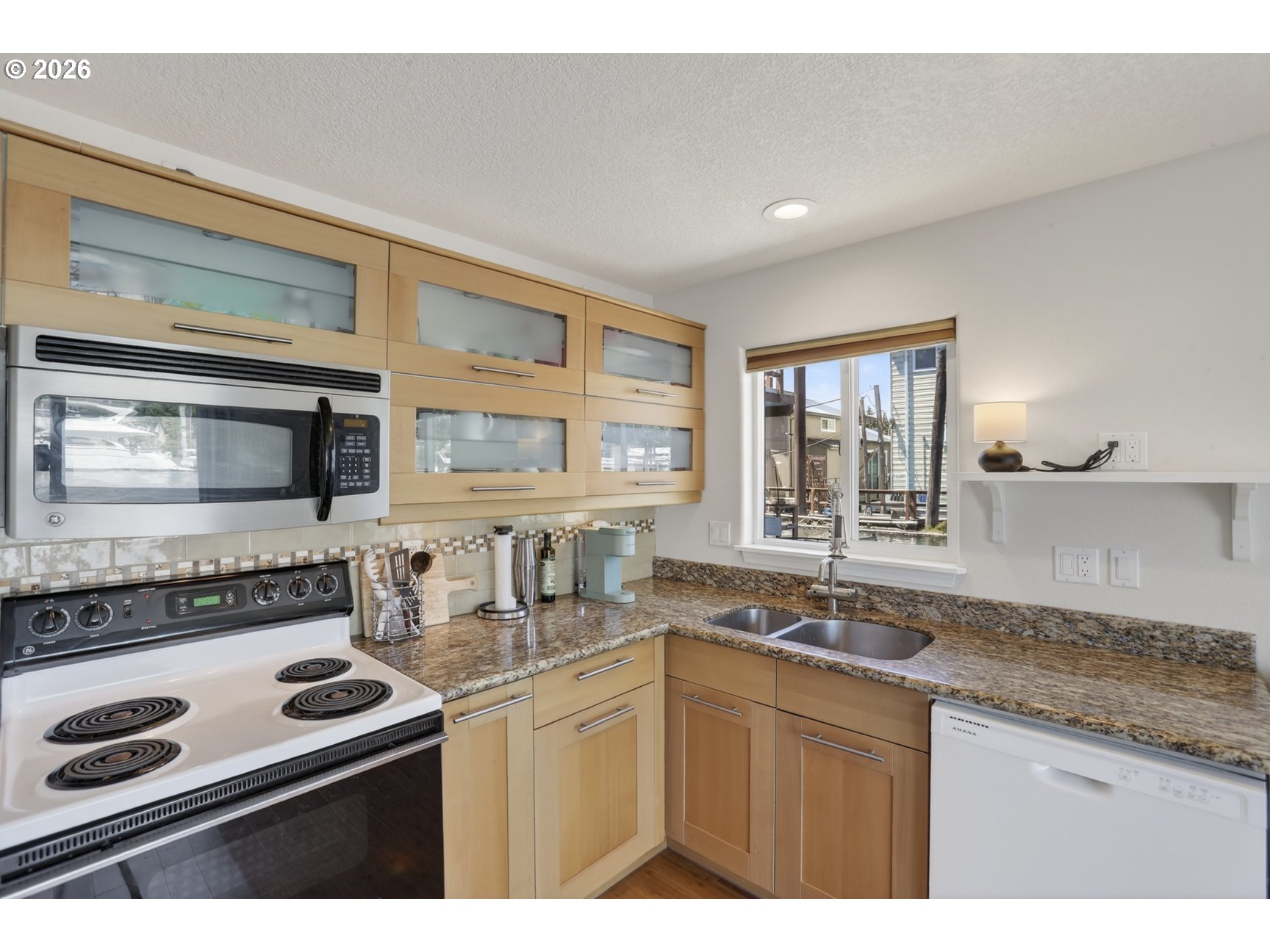 559 Northeast Bridgeton Road, Unit 6 Portland, OR 97211 - Photo 21 of 39 Gallery Image 21