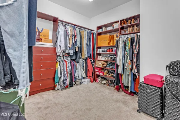 $739,900 | 4114 Dawkins Farm Drive, Olive Branch, MS 38654