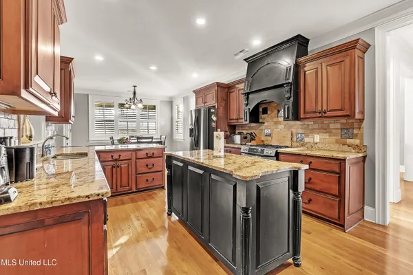 $739,900 | 4114 Dawkins Farm Drive, Olive Branch, MS 38654