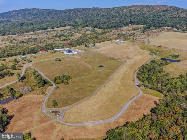 $1,699,000 | 427 Avalanche Trail, Paw Paw, WV 25434