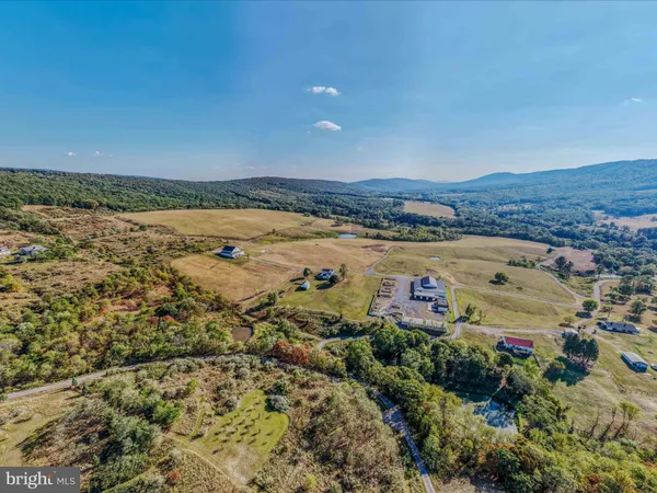 $1,699,000 | 427 Avalanche Trail, Paw Paw, WV 25434