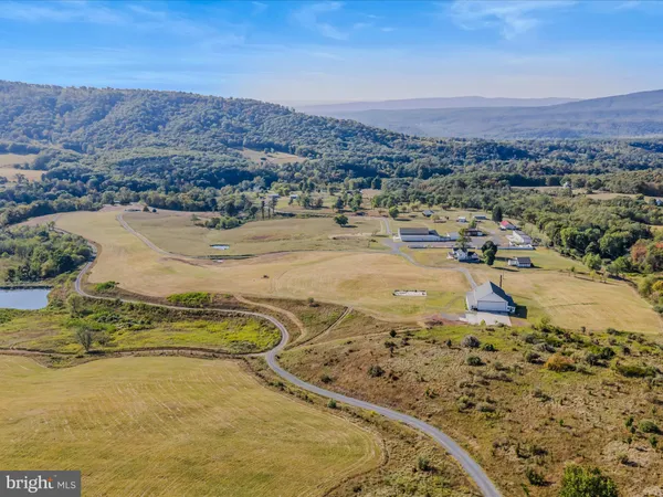 $1,699,000 | 427 Avalanche Trail, Paw Paw, WV 25434