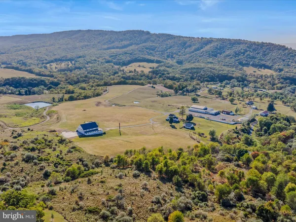 $1,699,000 | 427 Avalanche Trail, Paw Paw, WV 25434