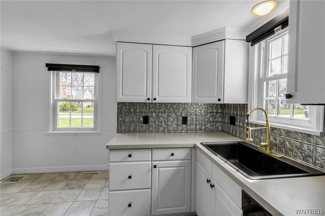 4248 Connection Drive Clarence, NY 14221 - Photo 13 of 44