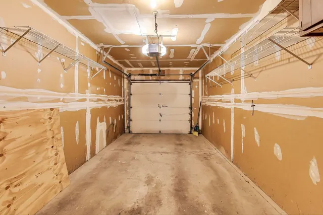 $2,975 | 534 River Front Circle, Unit 604, Naperville, IL 60540