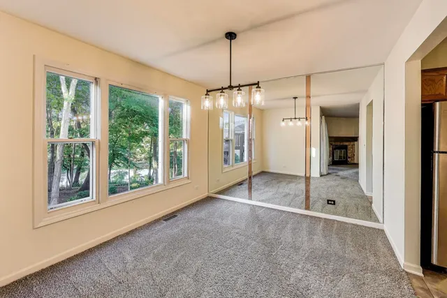 $2,975 | 534 River Front Circle, Unit 604, Naperville, IL 60540