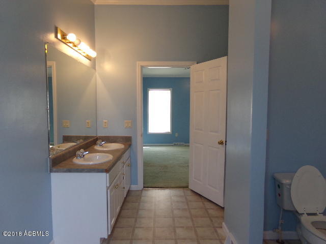 1037 Tillman Road Ridgeland, SC 29936 - Photo 38 of 43 Master Bathroom Image 2