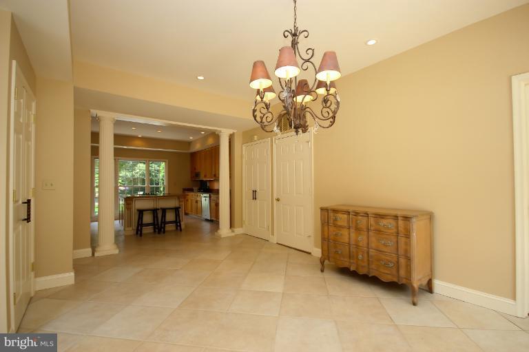 11005 Marcliff Road Rockville, MD 20852 - Photo 26 of 29 Interior (General)