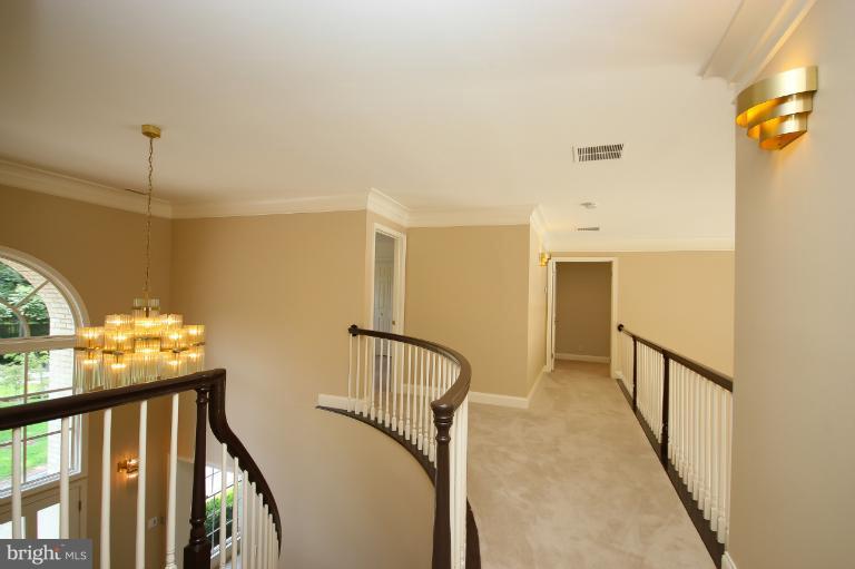 11005 Marcliff Road Rockville, MD 20852 - Photo 27 of 29 Interior (General)