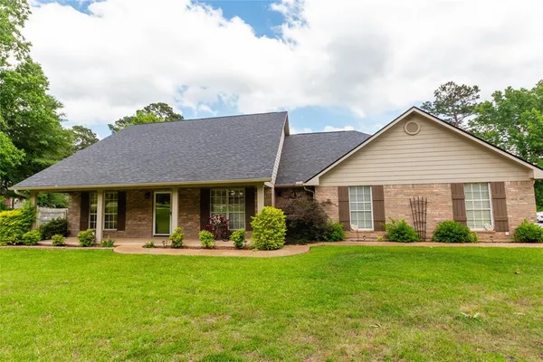 $475,000 | 10775 County Road 214, Tyler, TX 75707