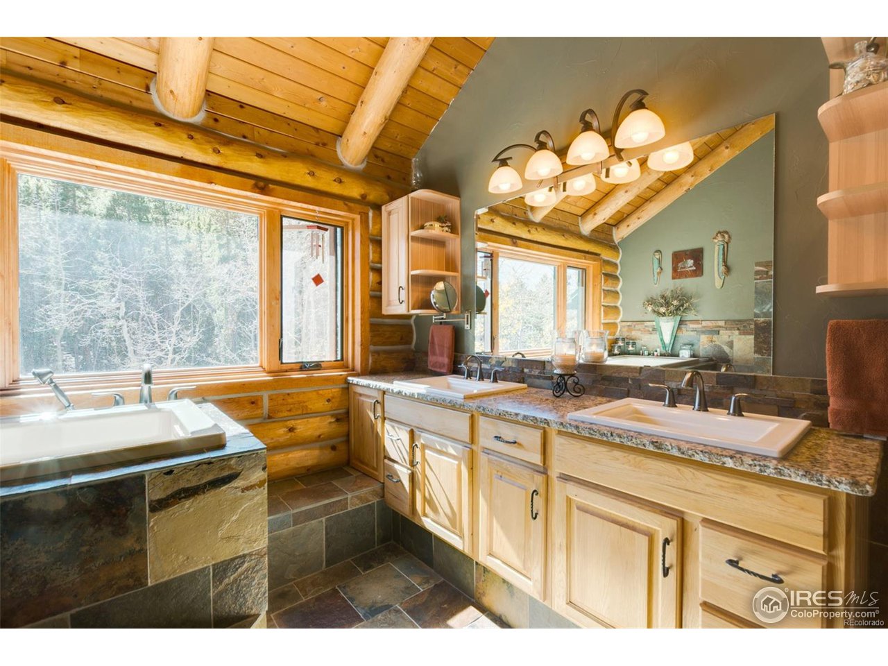 34654 Seldom Seen Road Golden, CO 80403 - Photo 11 of 35 Gallery Image 11
