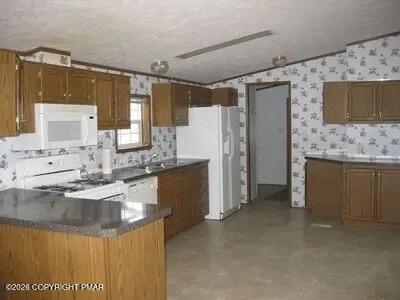 5182 Litchfield Road Sayre, PA 18840 - Photo 5 of 23 W4