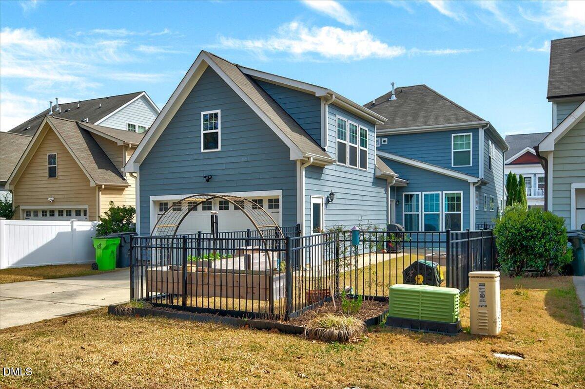 910 Branch Line Lane Apex, NC 27502 - Photo 35 of 39 35-910 Branch Line-35