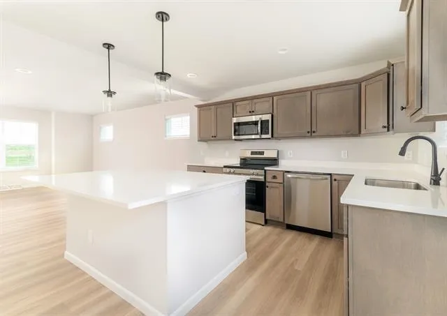 $2,850 | 1674 Happy Trails Road, Verona, WI 53593