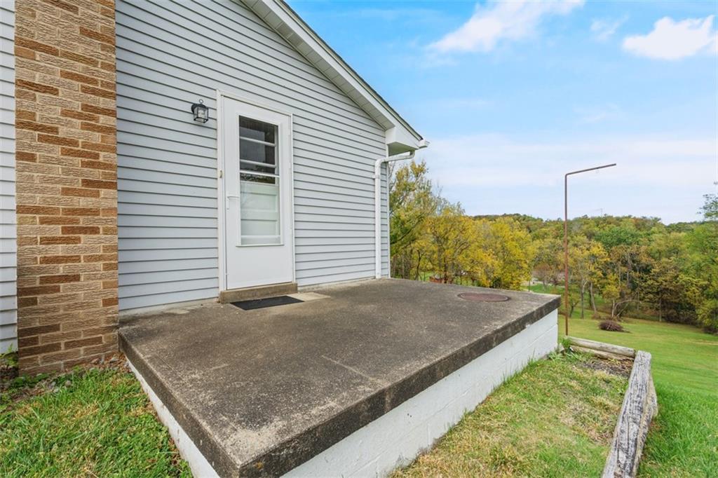 119 Linden Road Canonsburg, PA 15317 - Photo 33 of 41 a view of a backyard