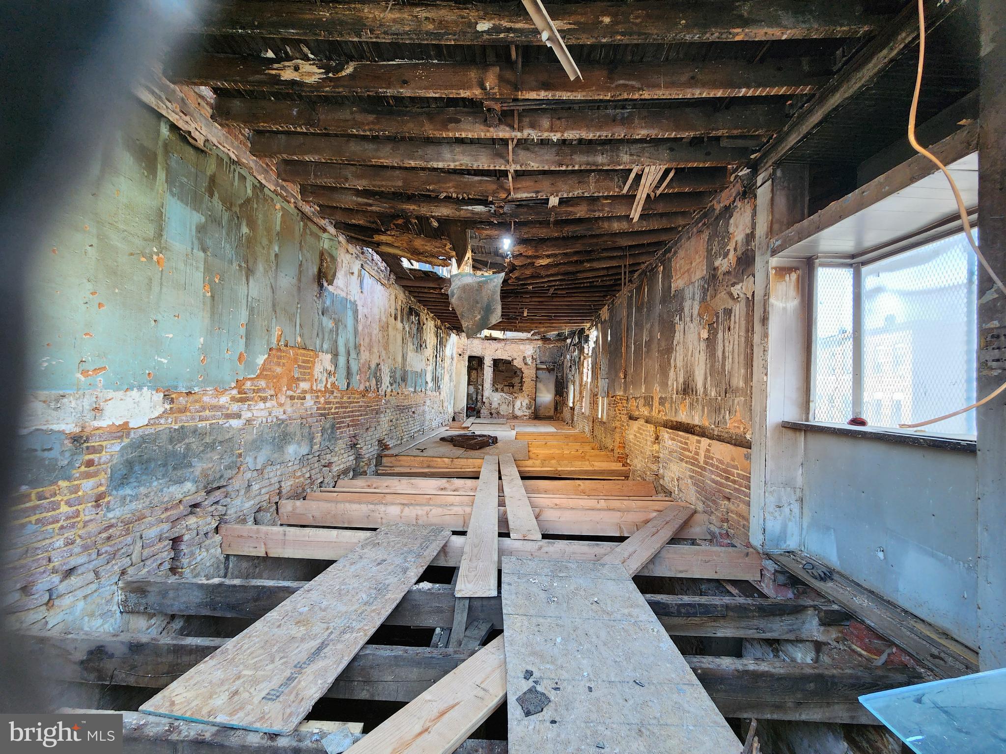 2401 East Biddle Street Baltimore, MD 21213 - Photo 5 of 7 a outdoor space with lots of white furniture