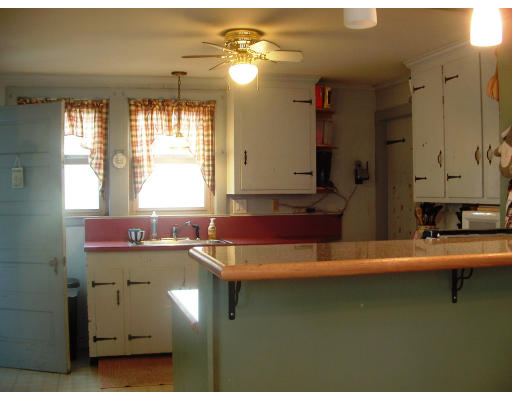 360 Billings Road Quincy, MA 02170 - Photo 12 of 13 Gallery Image 12