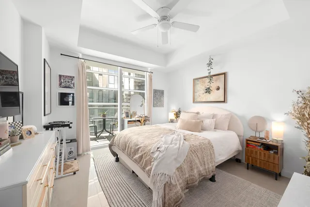 $4,000 | 300 South Biscayne Boulevard, Unit T3604, Miami, FL 33131