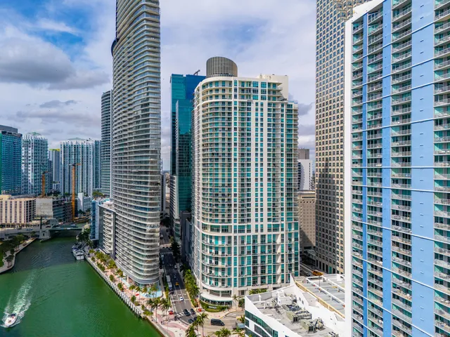 $4,000 | 300 South Biscayne Boulevard, Unit T3604, Miami, FL 33131